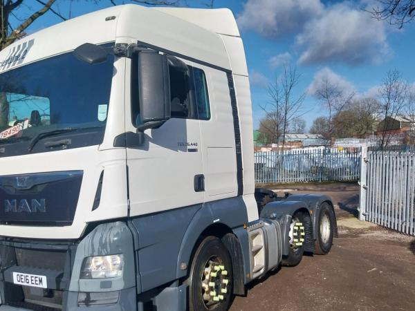 MAN TGX